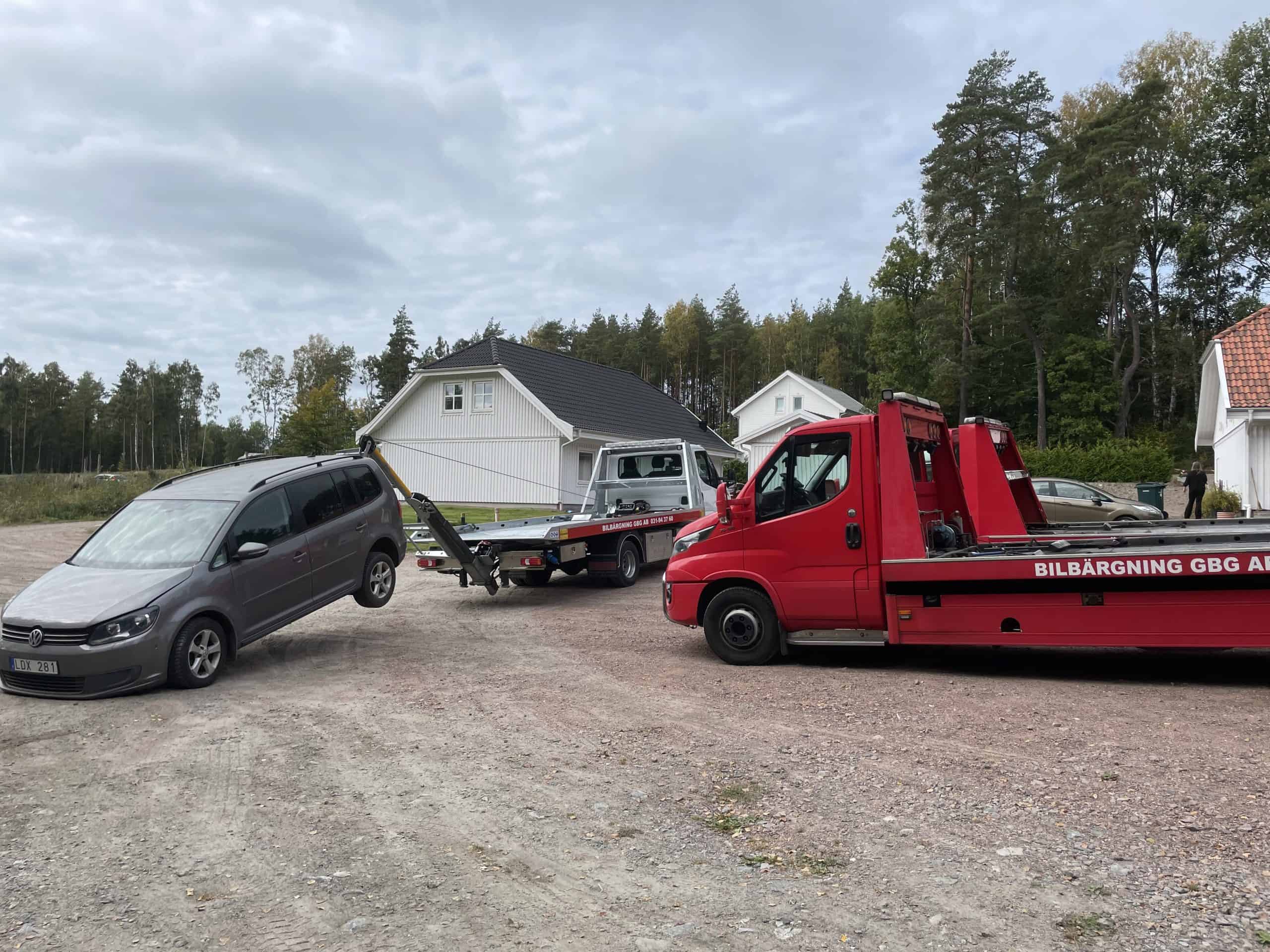 Skrotbilar köpes för recycling i Trollhättan